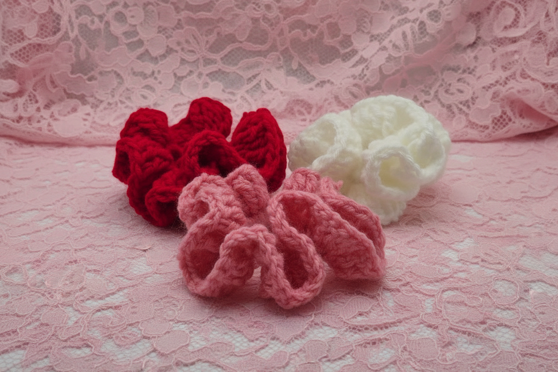VDay Scrunchies Set